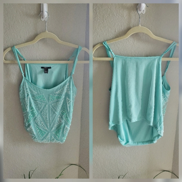 Top - Picture 1 of 2